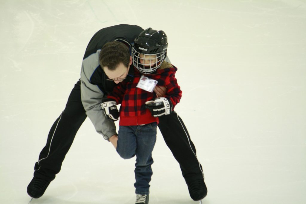 The gift of ice skating is a great non-toy gift to share with your child.